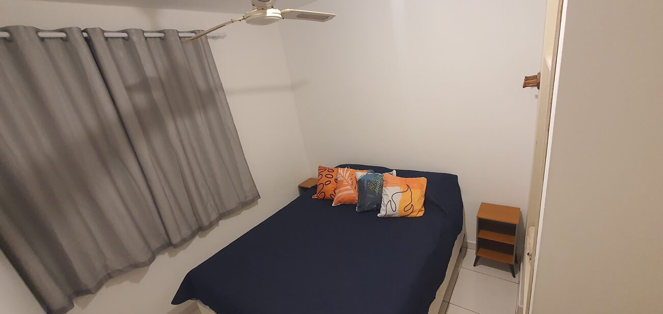 Casas y departamentos